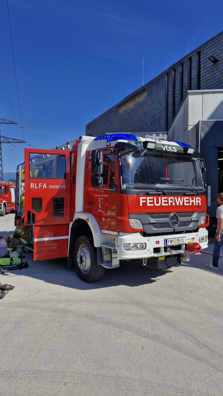 Gewerbebrand in Völs