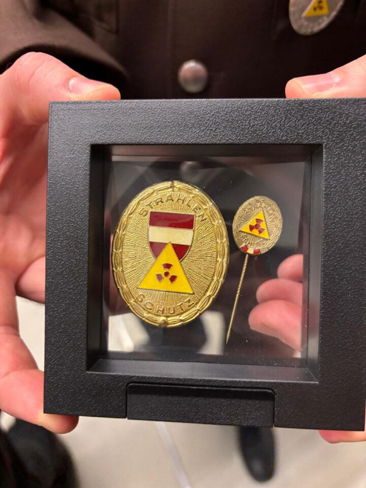 Strahlenschutz Leistungsabzeichen in Gold